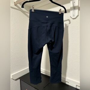 Lululemon In Movement Crop Everlux 19" Leggings size 6